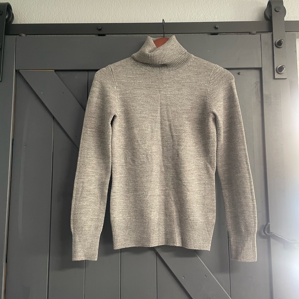 French Connection Gray Ribbed Turtleneck Sweater